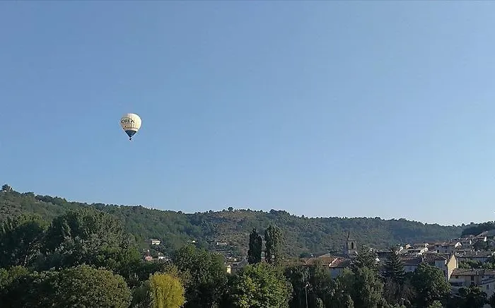 Les Deux Lions Hotel 3*